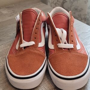 Vans Old Skool Skateboard Sneakers